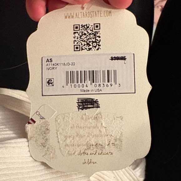 Altar'd State Cream Short Sleeve Top - Picture 2 of 3